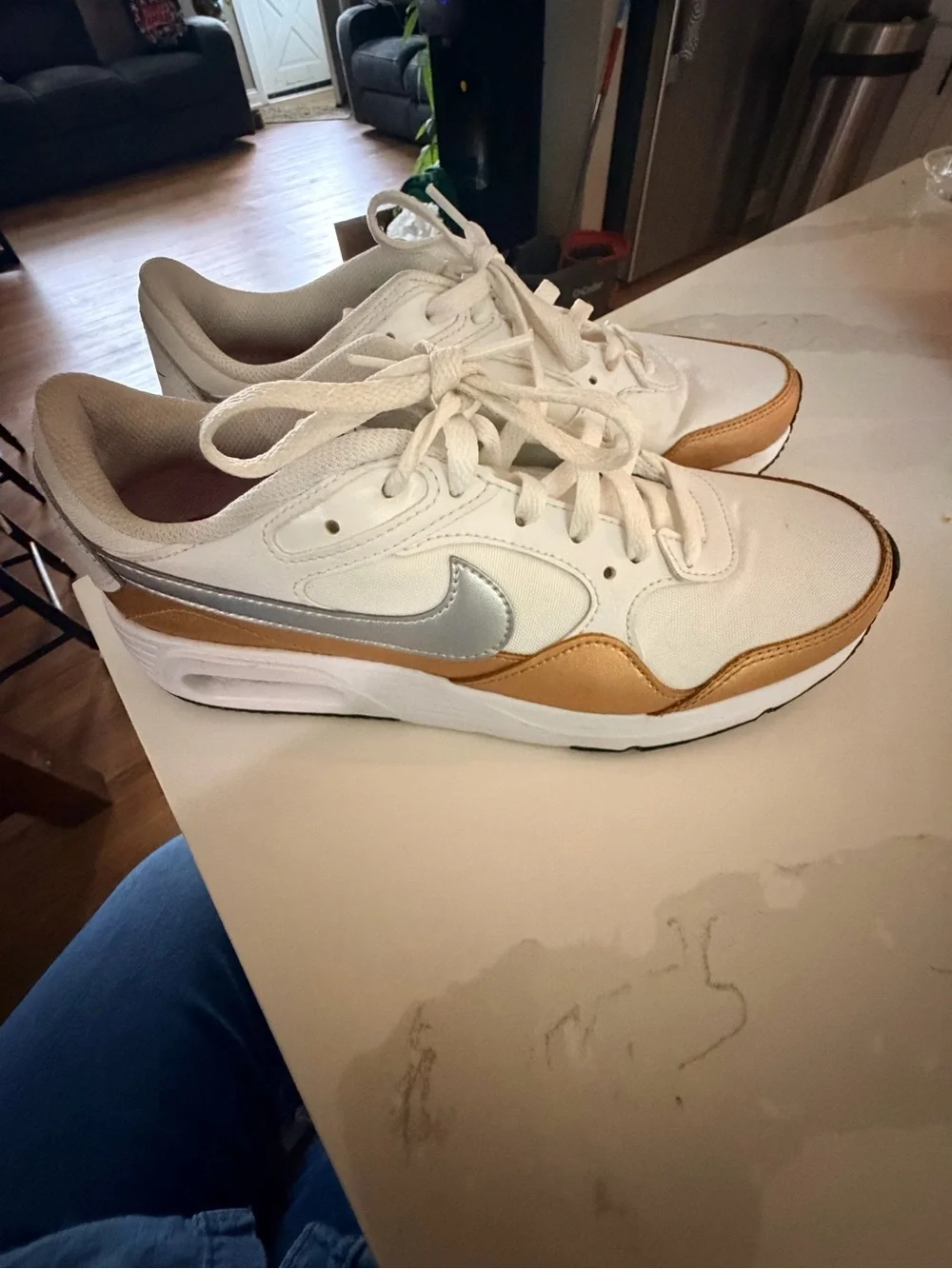 Nike Men's White and Tan Low-Top Sneakers